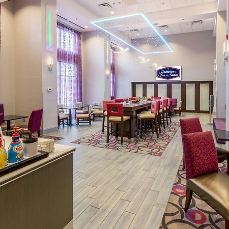 Hampton Inn & Suites Dublin Buitenkant foto