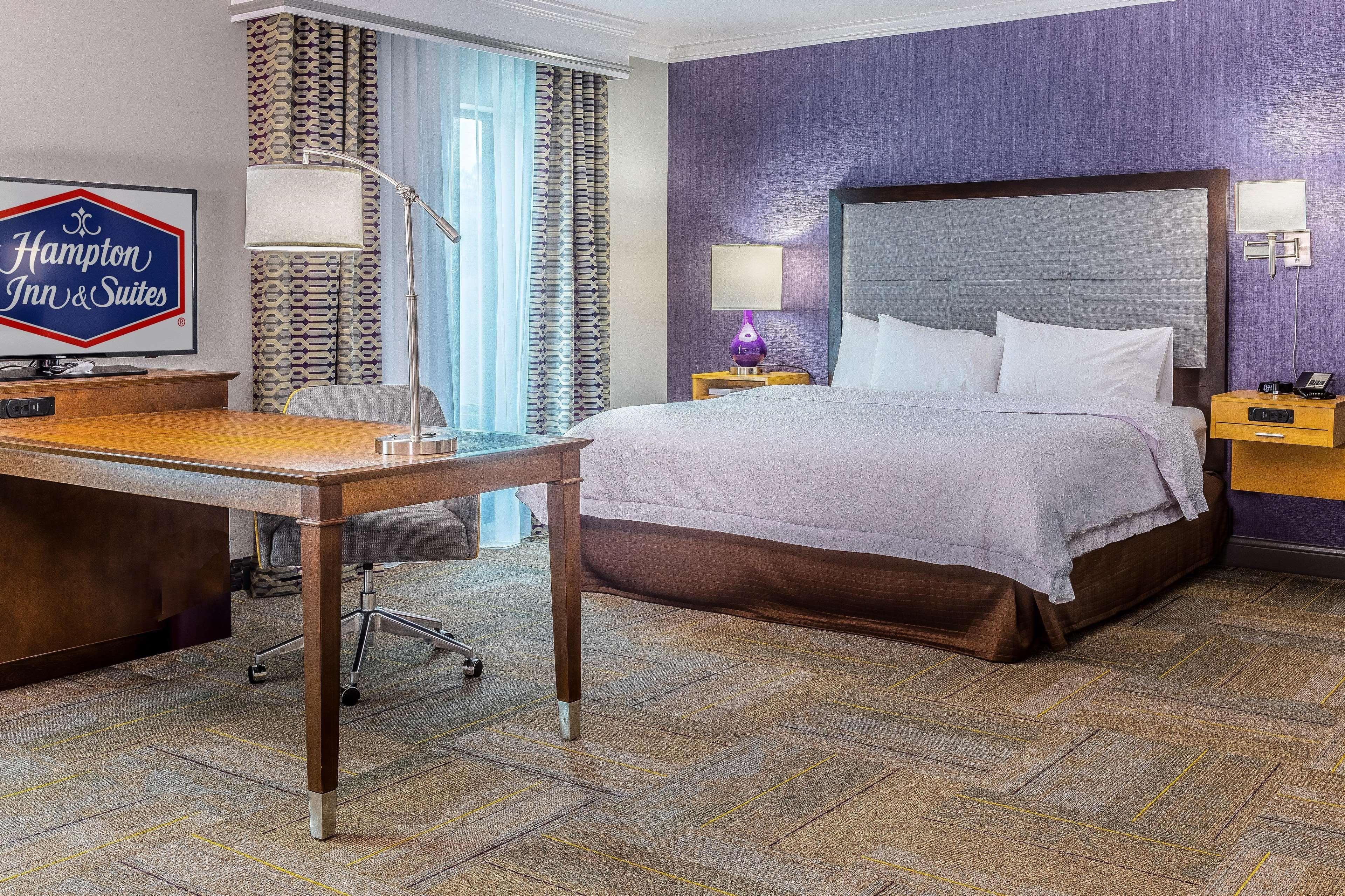 Hampton Inn & Suites Dublin Buitenkant foto