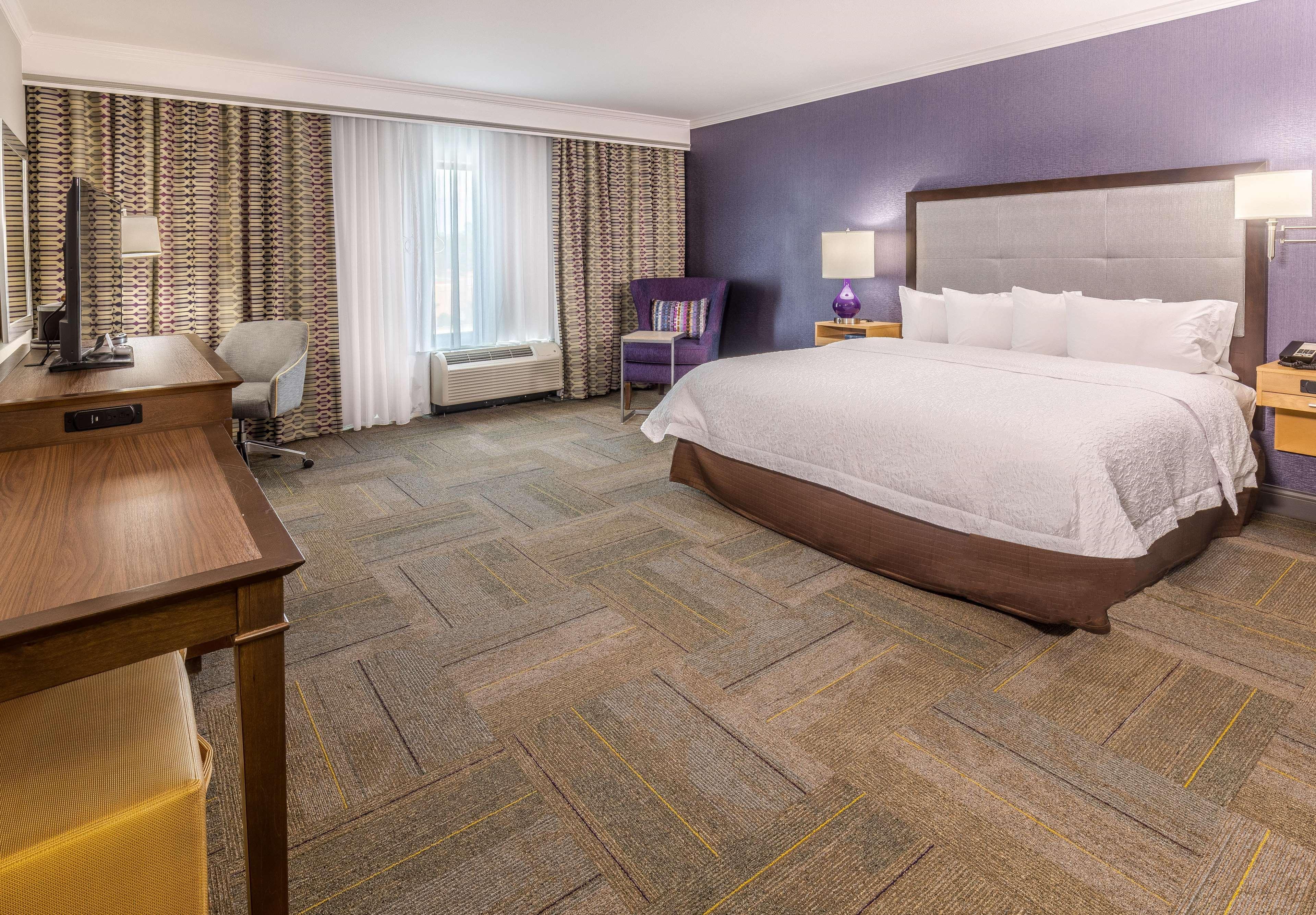Hampton Inn & Suites Dublin Buitenkant foto