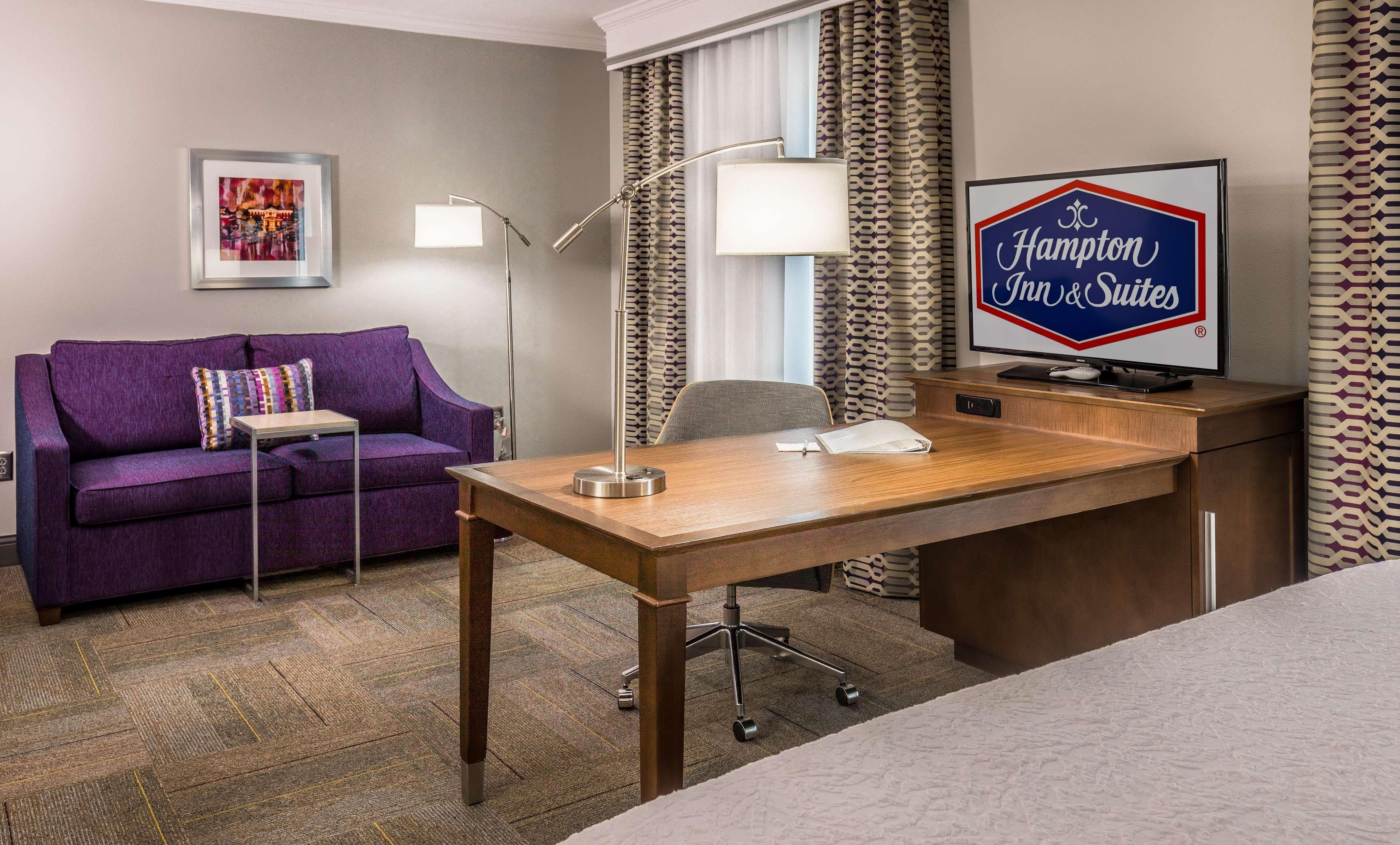 Hampton Inn & Suites Dublin Buitenkant foto
