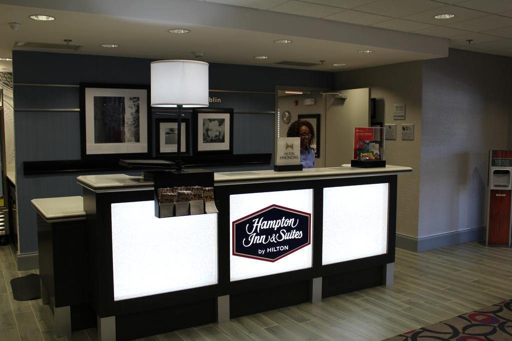Hampton Inn & Suites Dublin Buitenkant foto